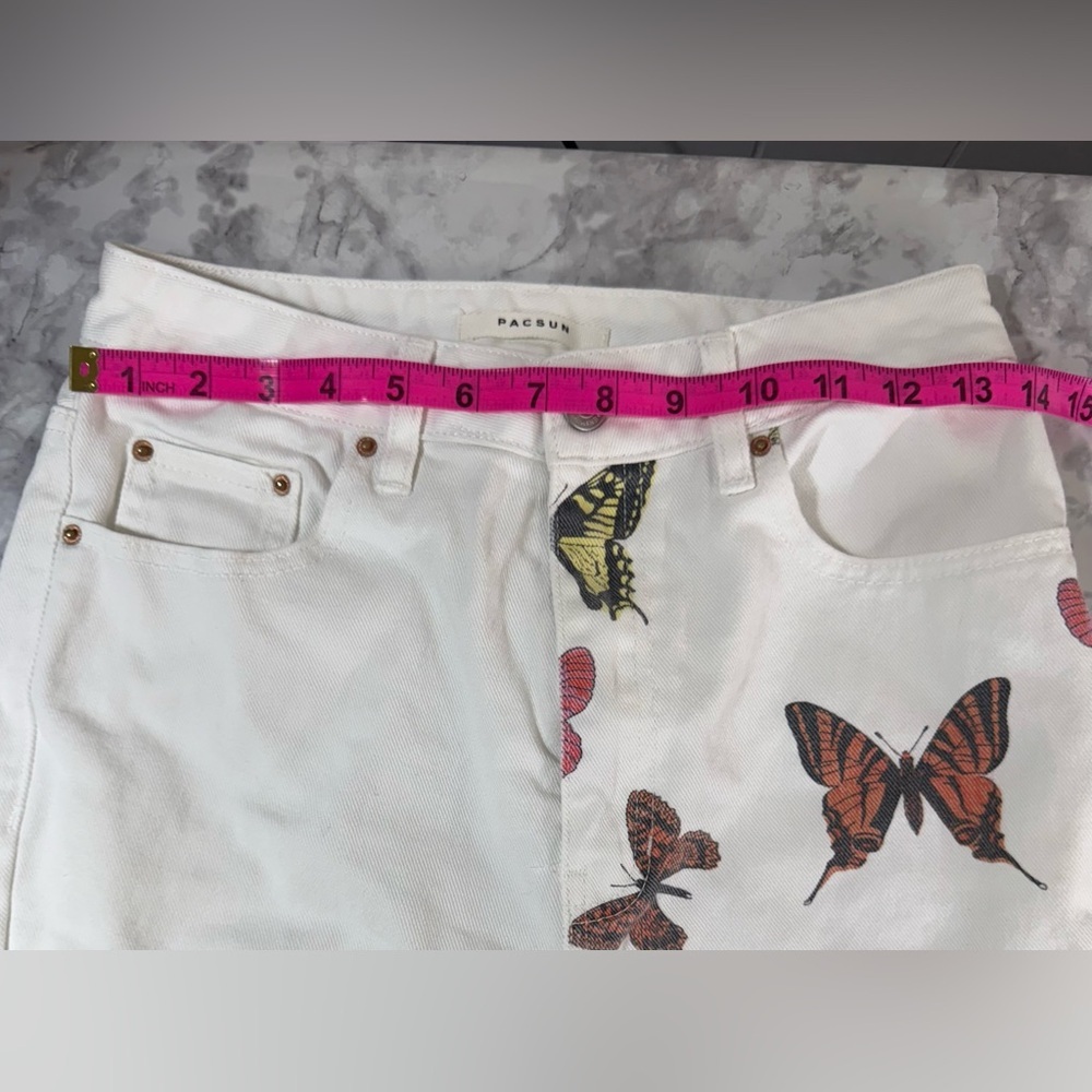 Butterfly 90's Boyfriend Straight Leg raw hem crop Jeans - Size 27 by PacSun - Picture 4 of 12